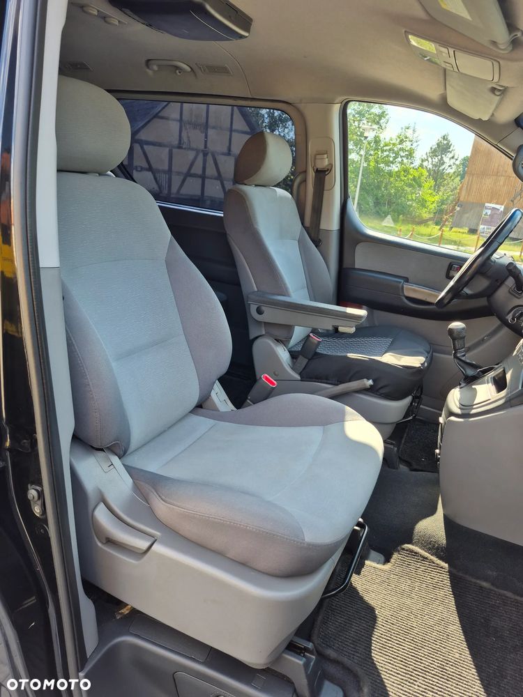 Hyundai H-1 2.5 CRDi Comfort - 23