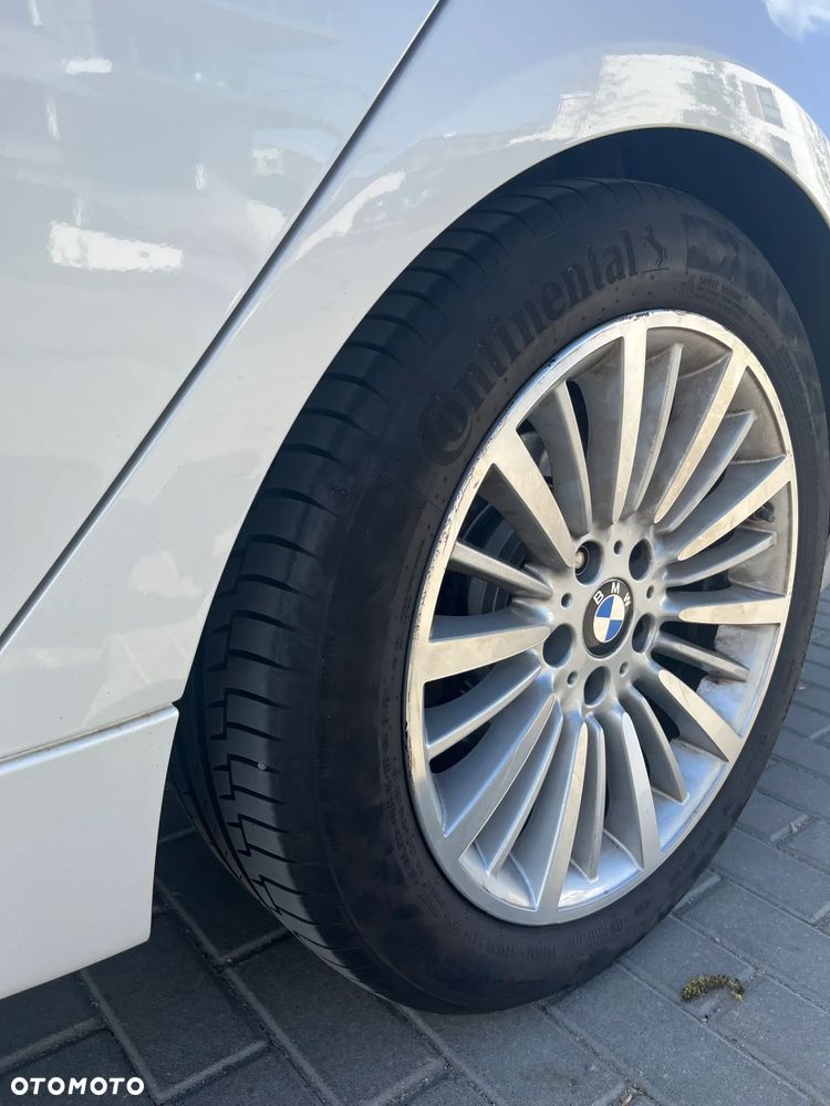 BMW 3GT 320d Advantage - 14