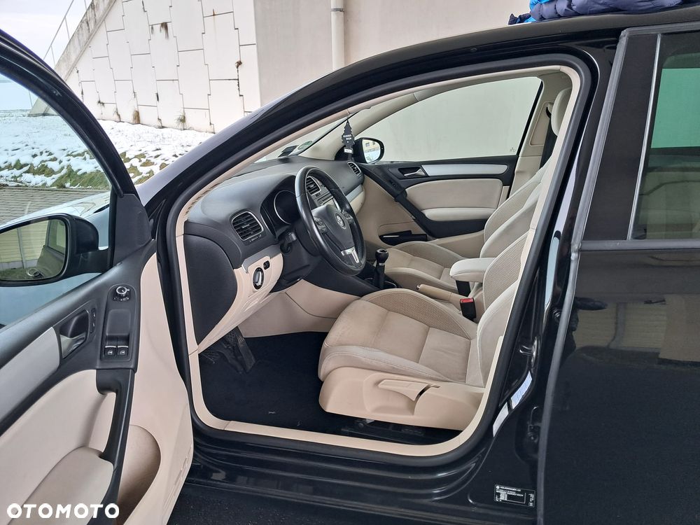 Volkswagen Golf 1.6 TDI BlueMot Comfortline - 17