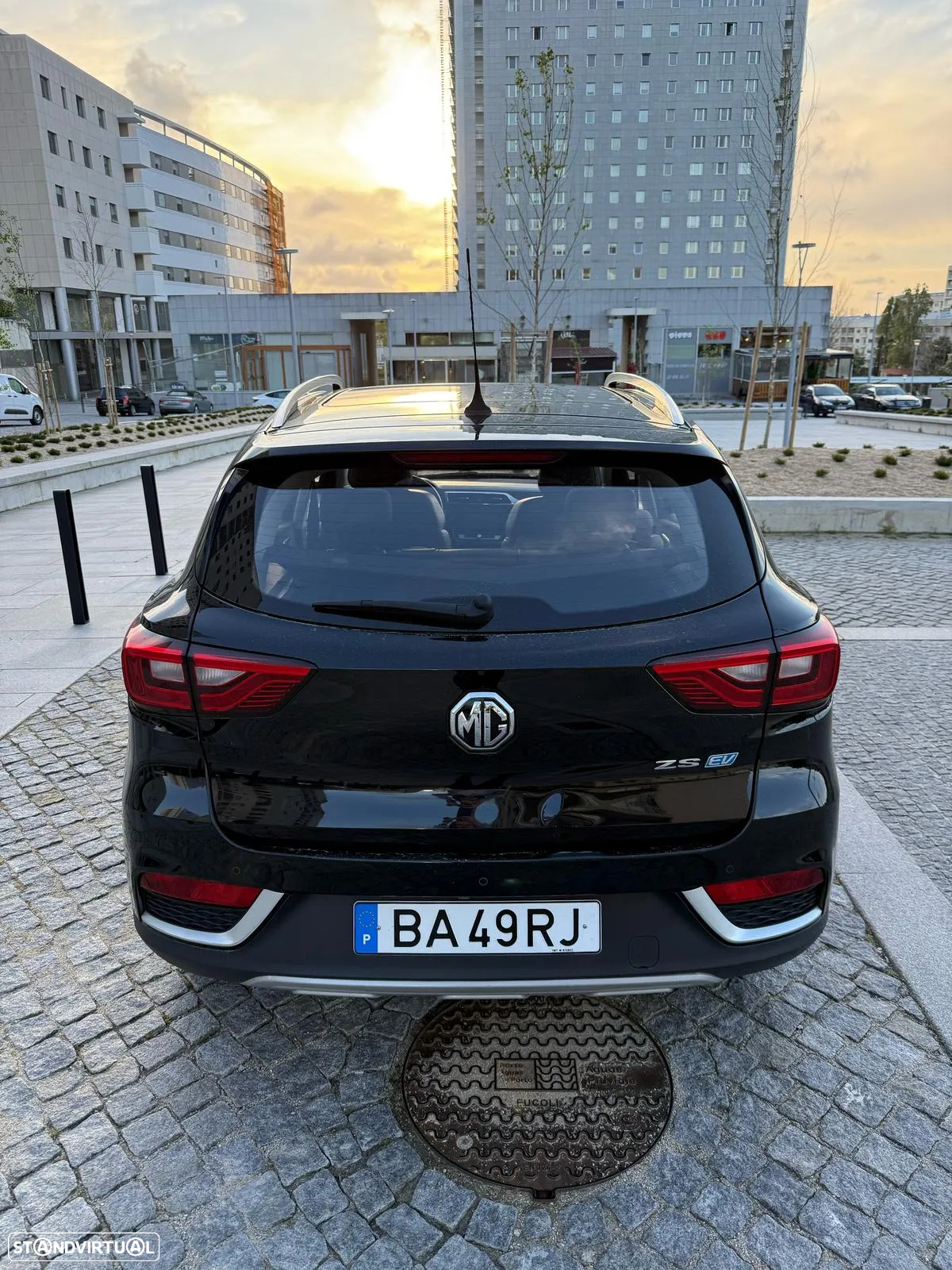 MG ZS EV 44.5 kWh Luxury - 3