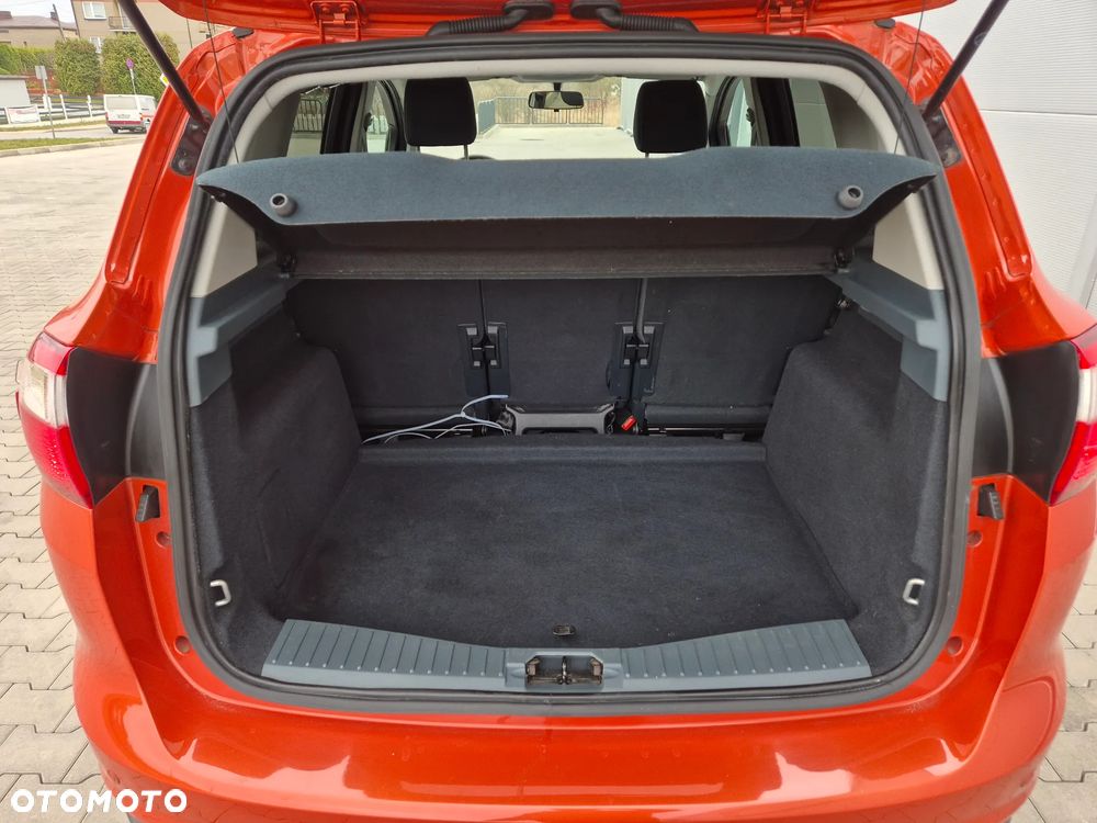 Ford C-MAX 1.6 Ti-VCT Champions Edition - 19