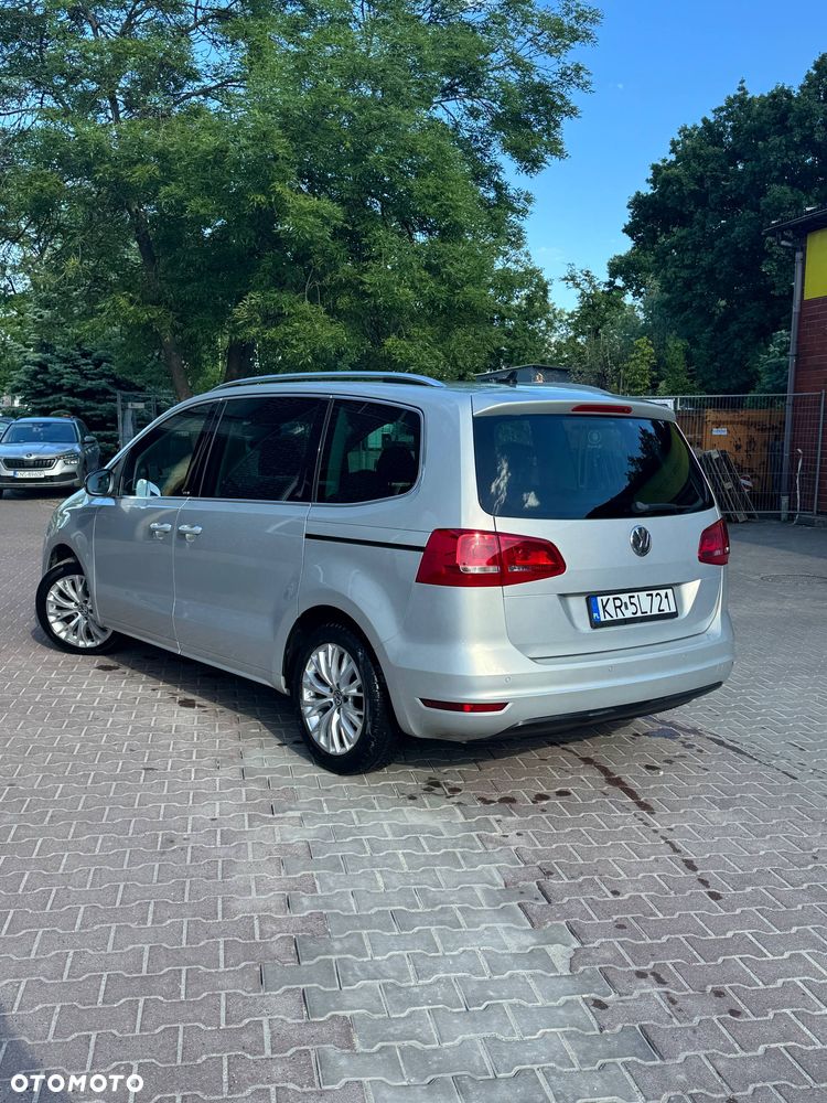 Volkswagen Sharan 2.0 TDI DSG BlueMotion Technology Comfortline - 2