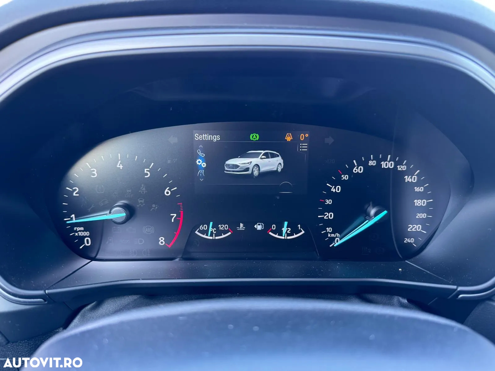 Ford Focus 1.0 EcoBoost Trend - 11