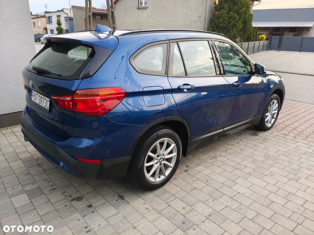 BMW X1 sDrive16d - 9