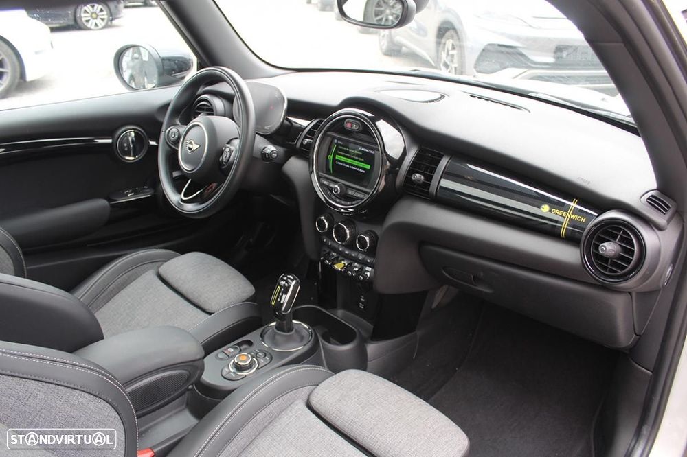 MINI 3 Portas Cooper SE Essential - 20