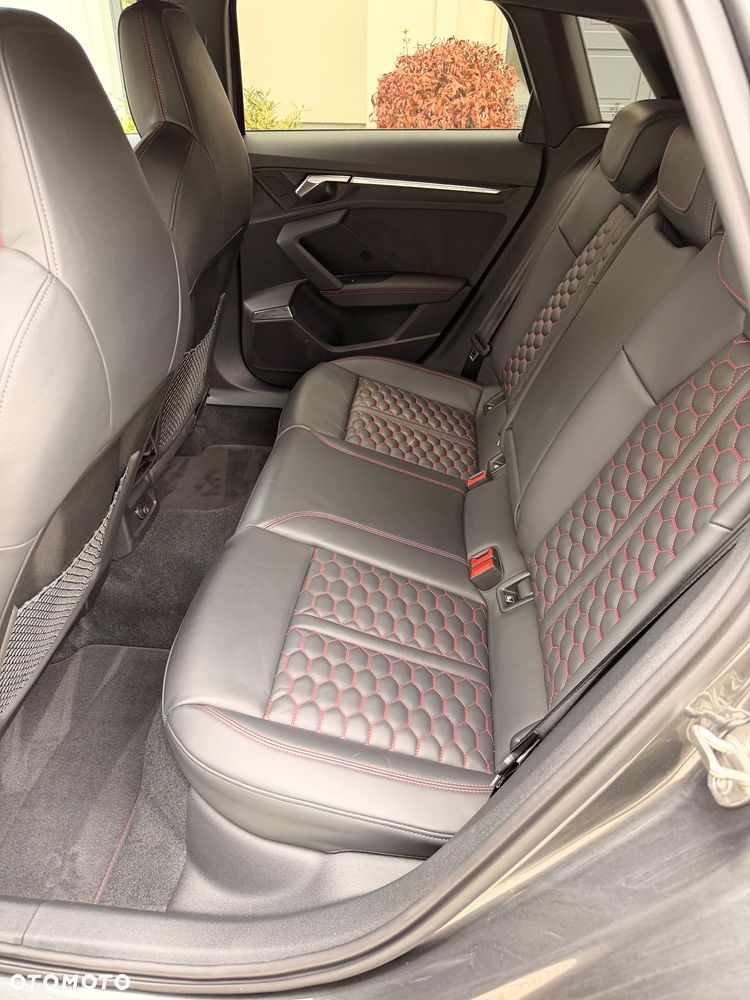 Audi RS3 Sportback - 16