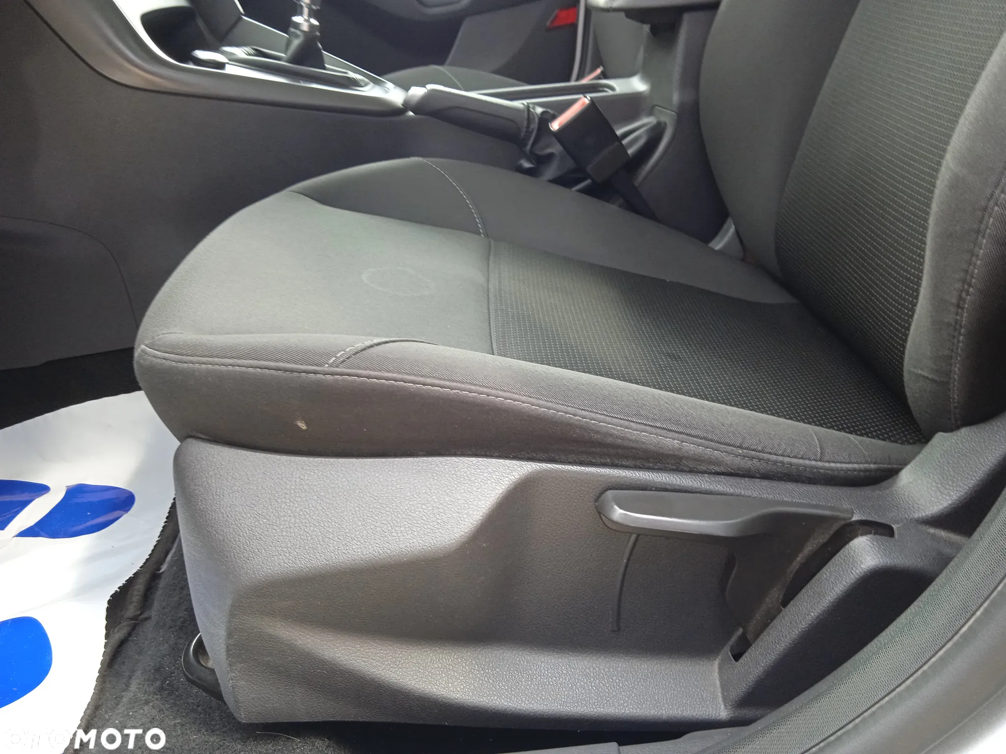 Ford Focus 1.5 TDCi Gold X - 27