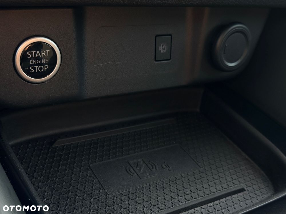 Nissan Qashqai 1.3 DIG-T MHEV N-Connecta - 16