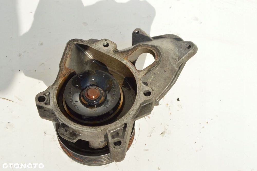 pompa wody land rover freelander 2.0 4x4 td4 - 3