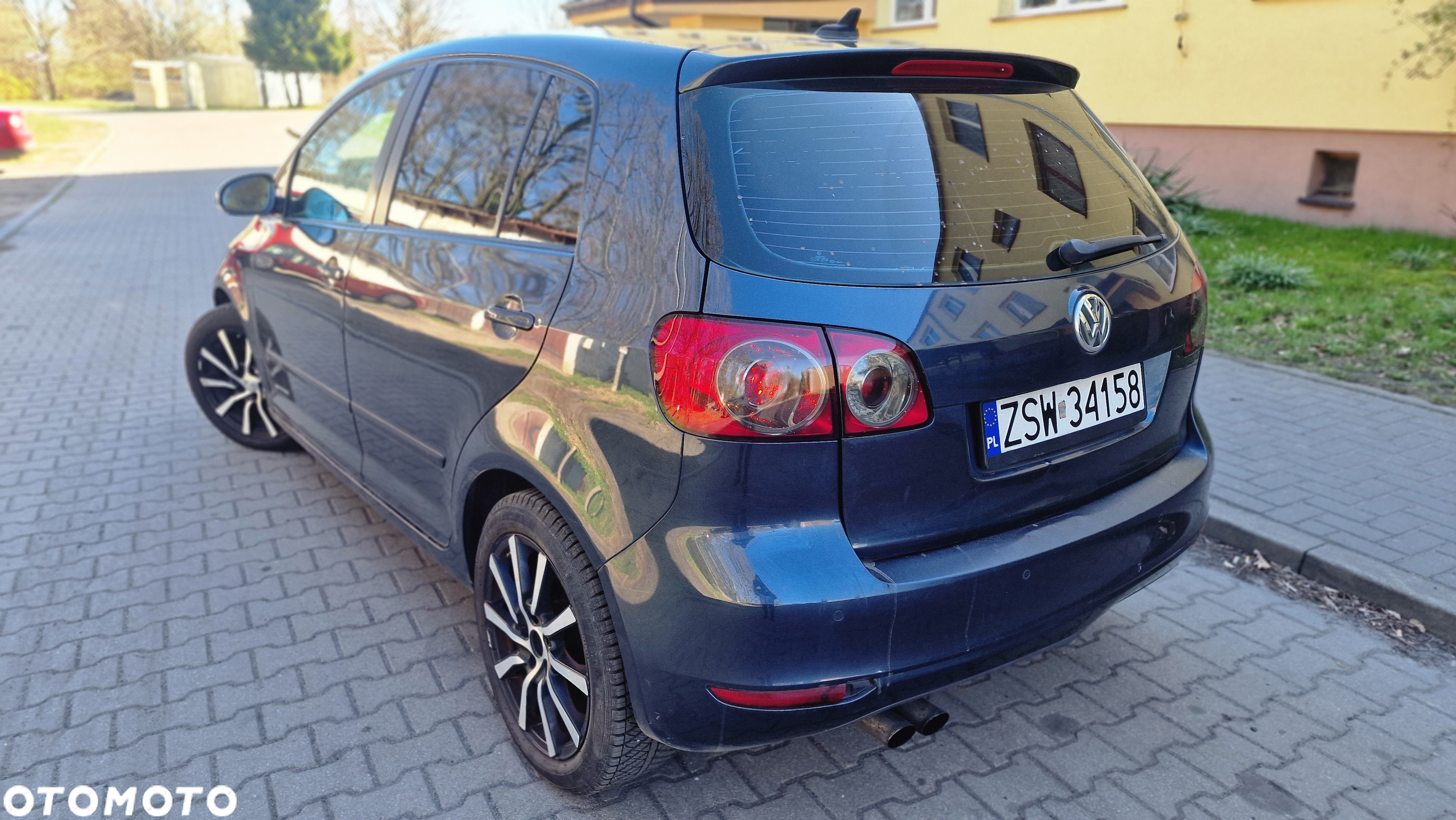 Volkswagen Golf Plus 2.0 TDI Comfortline DSG - 3