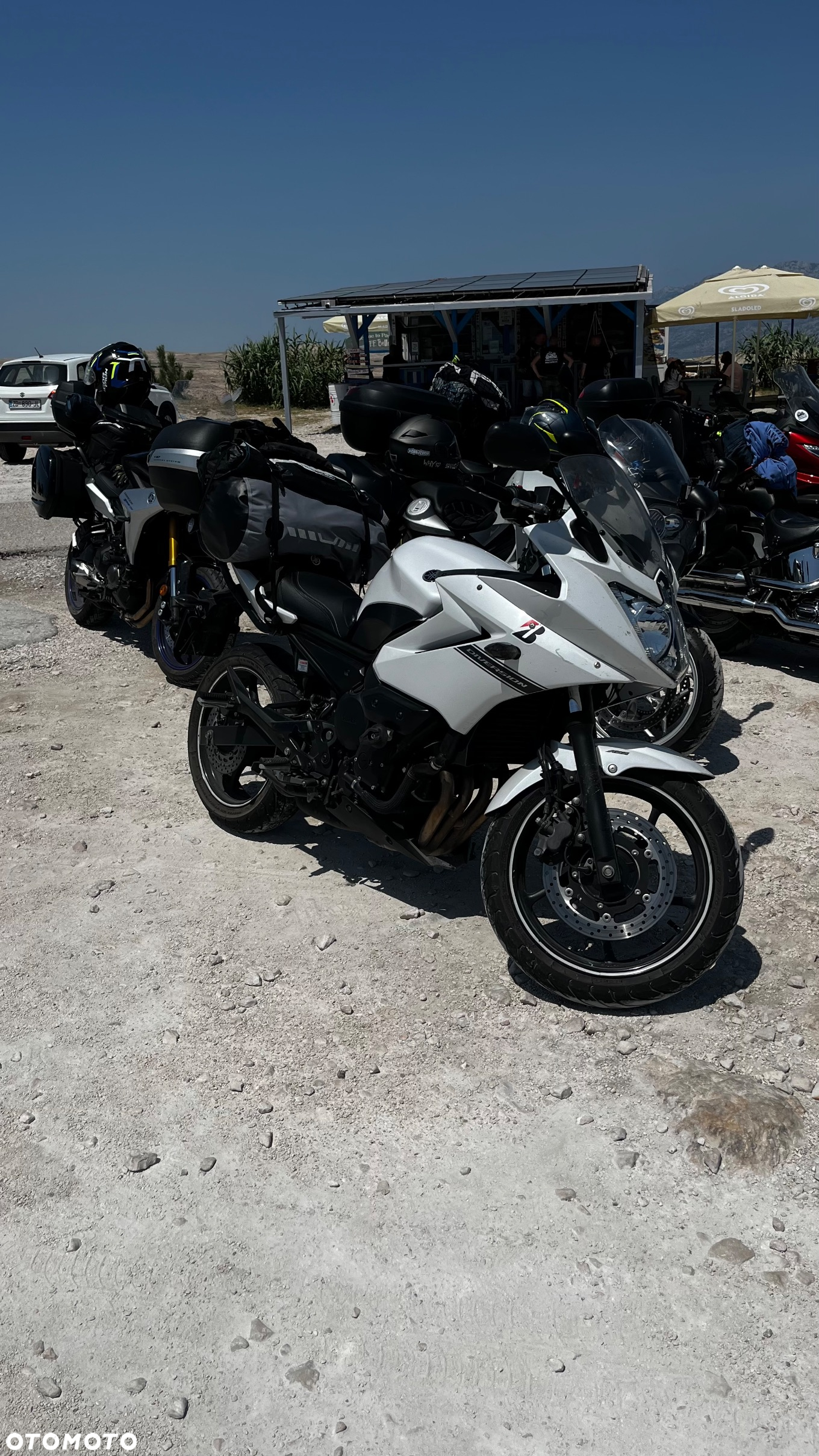 Yamaha XJ - 2