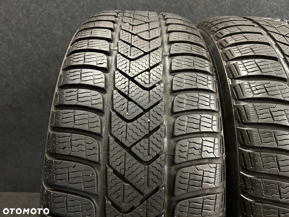 Opony zimowe Pirelli Winter SottoZero 3 SealInSide 215/55/17 94H 2szt. Ładne! - 2