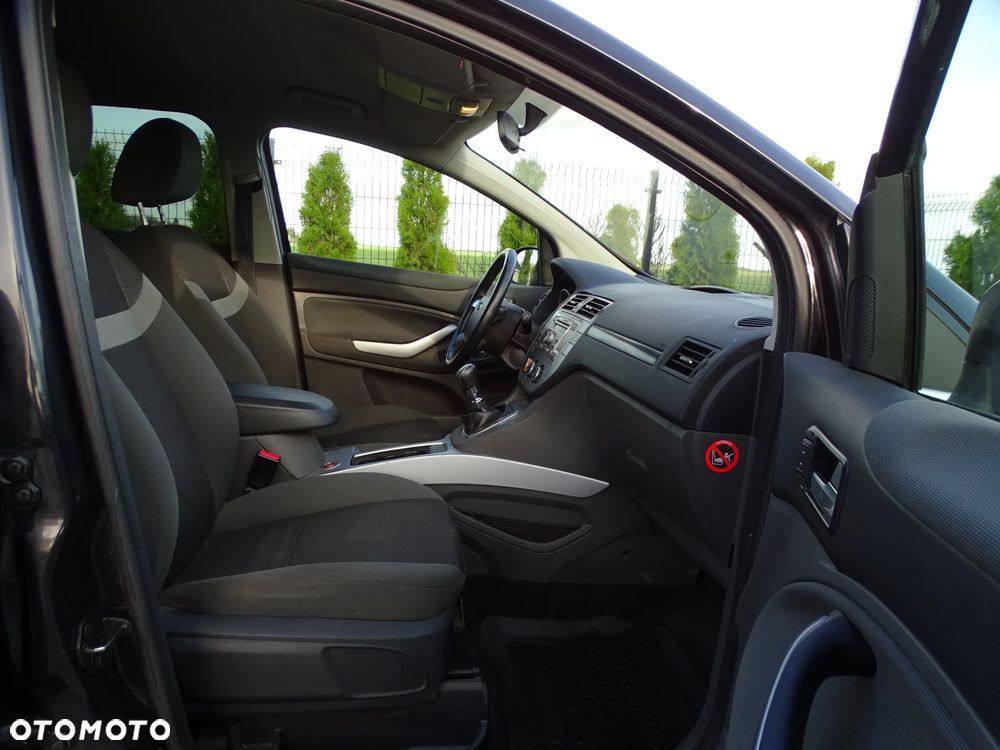 Ford Kuga 2.0 TDCi Titanium - 12