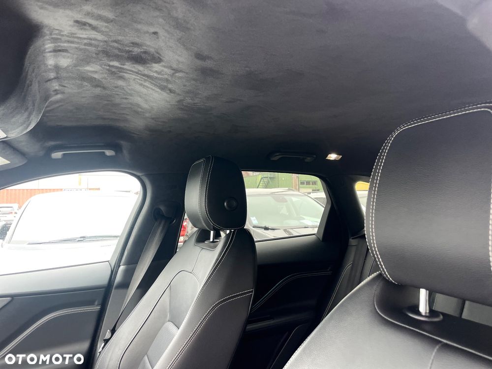 Jaguar F-Pace 25t AWD R-Sport - 14