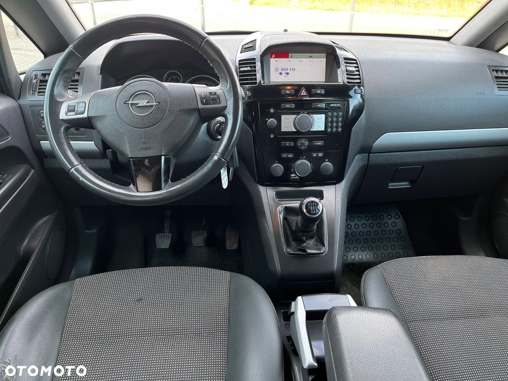 Opel Zafira 1.7 CDTI Cosmo - 24
