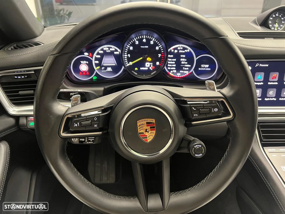 Porsche Panamera - 22
