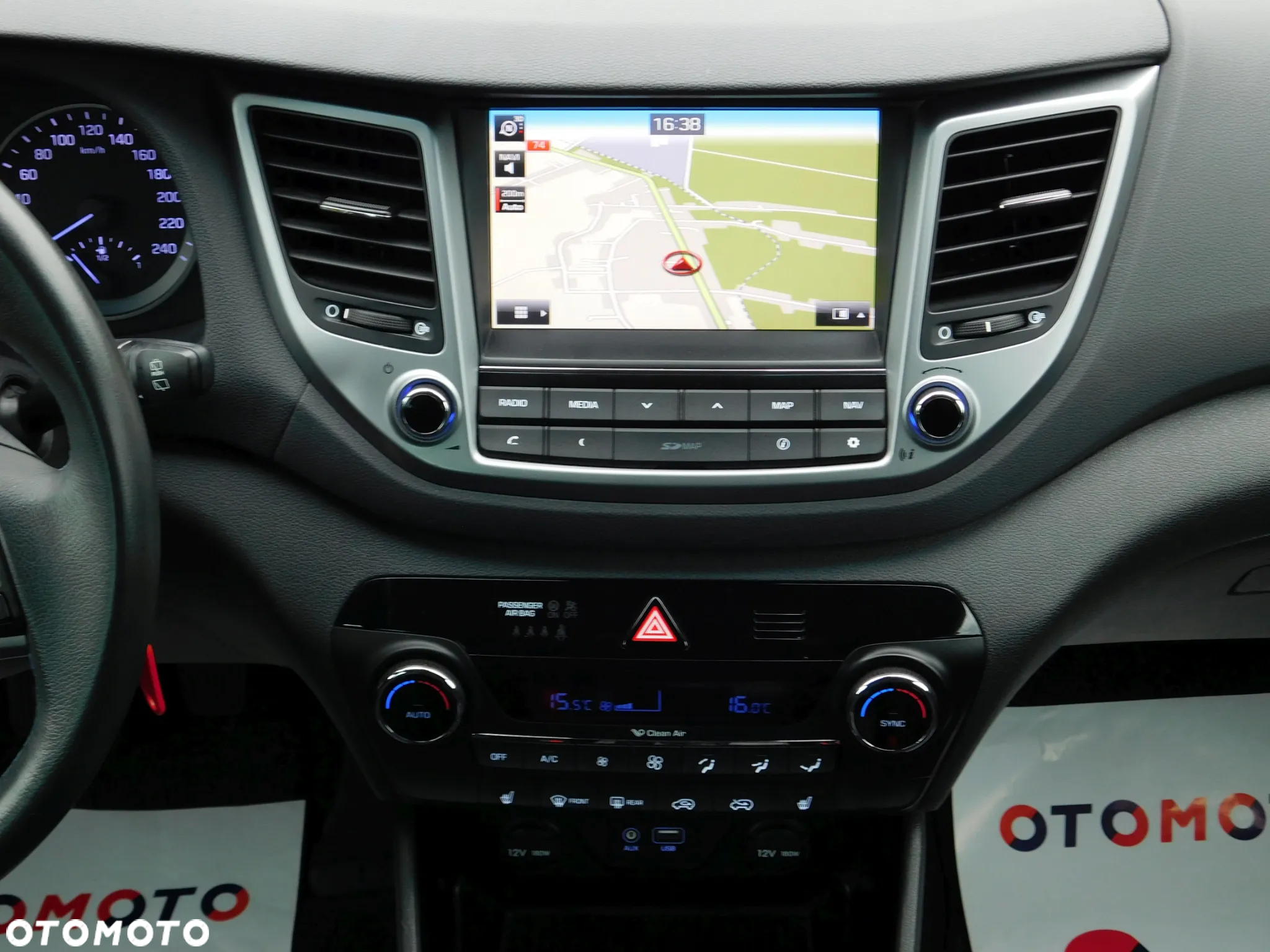 Hyundai Tucson 1.6 GDi 2WD Pure - 7