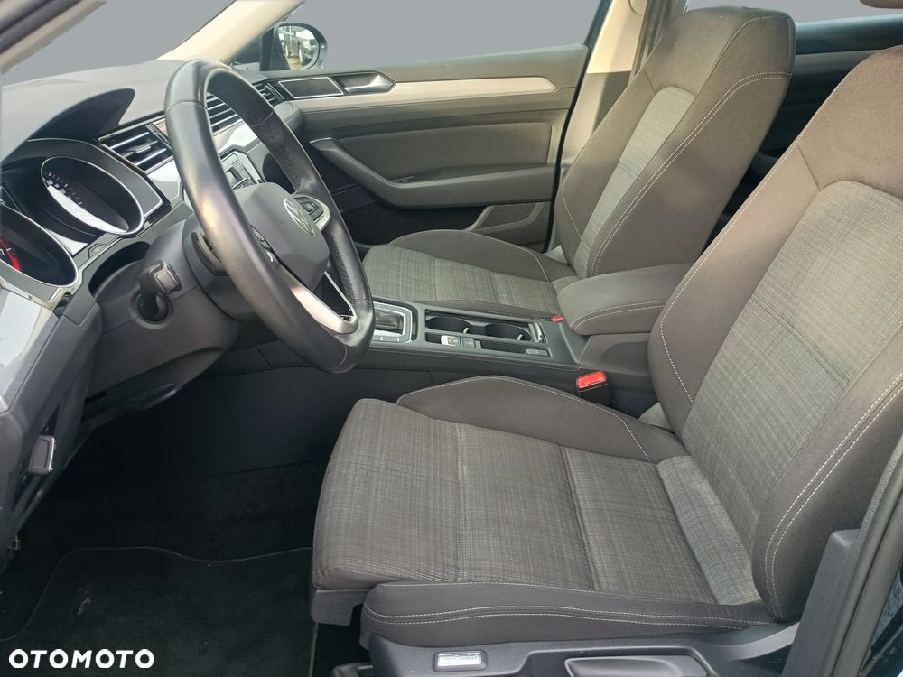 Volkswagen Passat 1.5 TSI EVO Business - 16