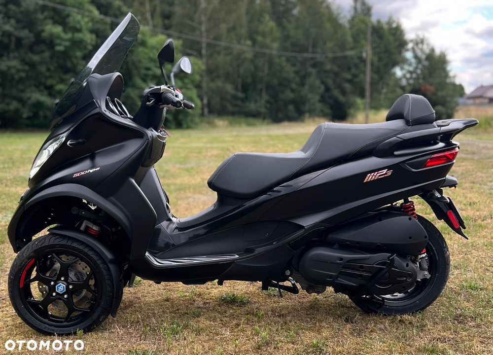 Piaggio MP-3 - 4