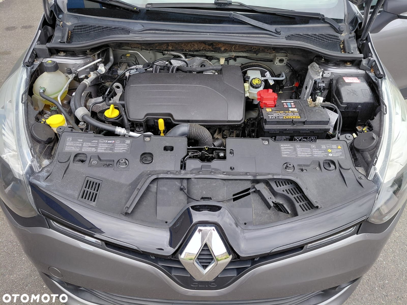 Renault Clio 1.2 16V 75 LIMITED - 12