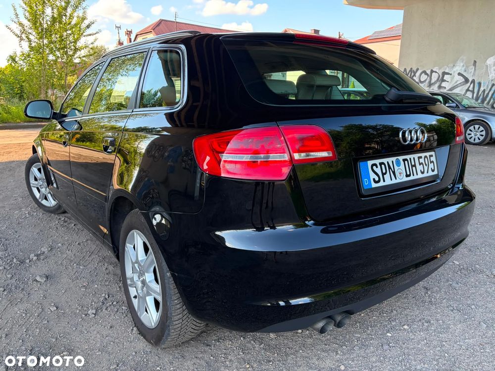 Audi A3 Sportback 1.4 TFSI Ambiente - 9