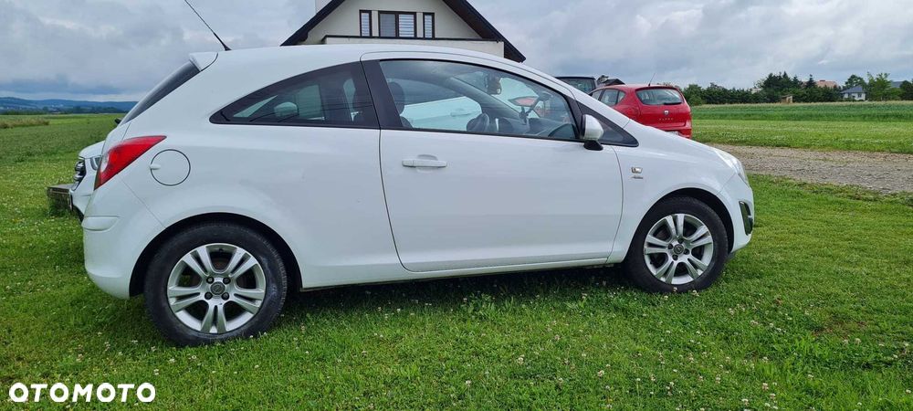Opel Corsa - 2