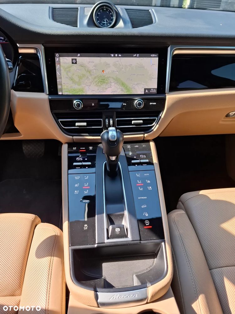 Porsche Macan - 27