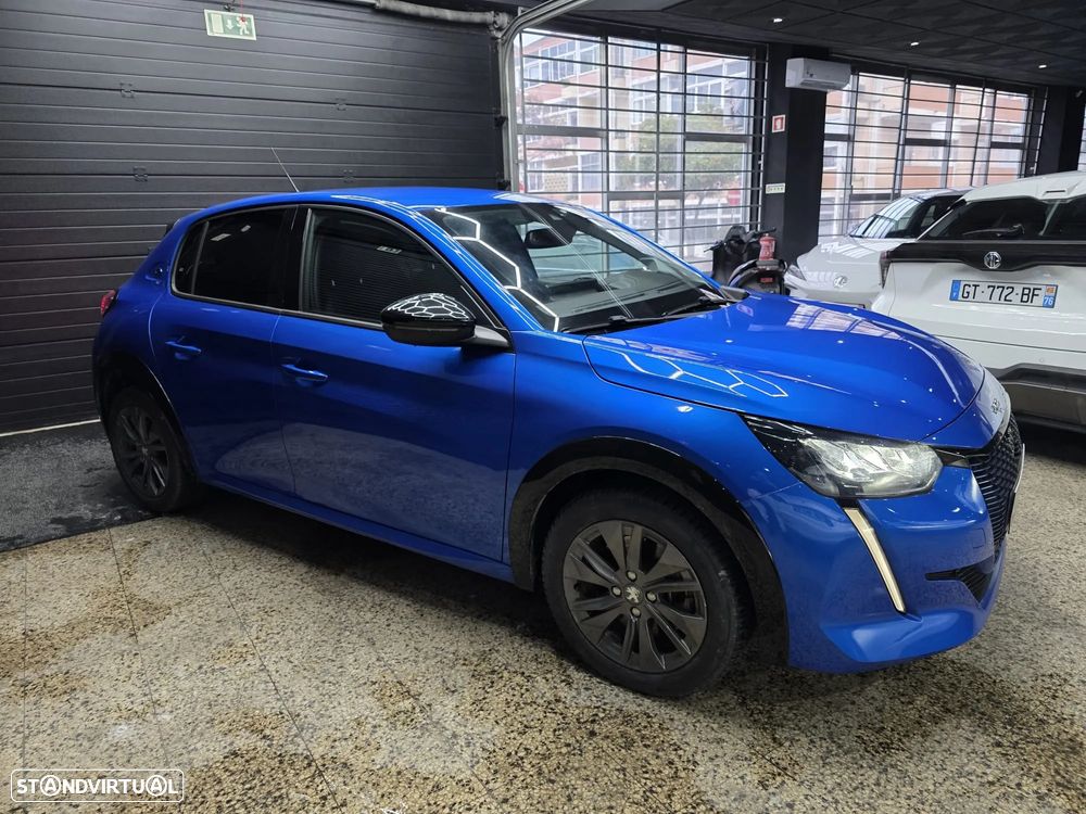 Peugeot e-208 Allure Pack - 22