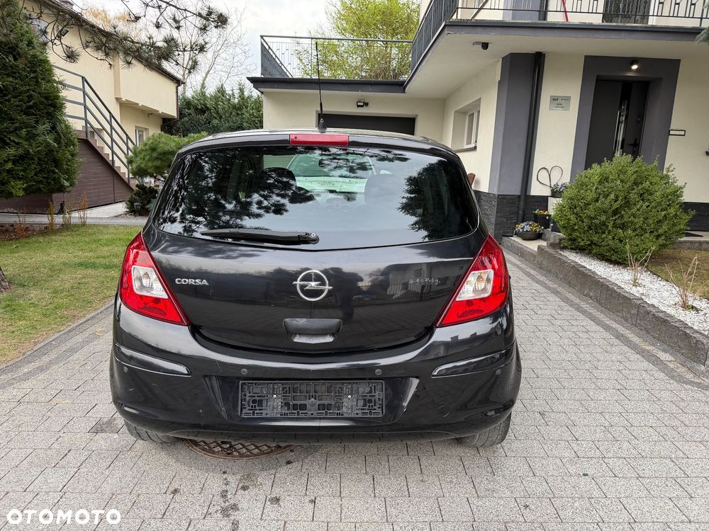 Opel Corsa 1.2 16V Cosmo - 6