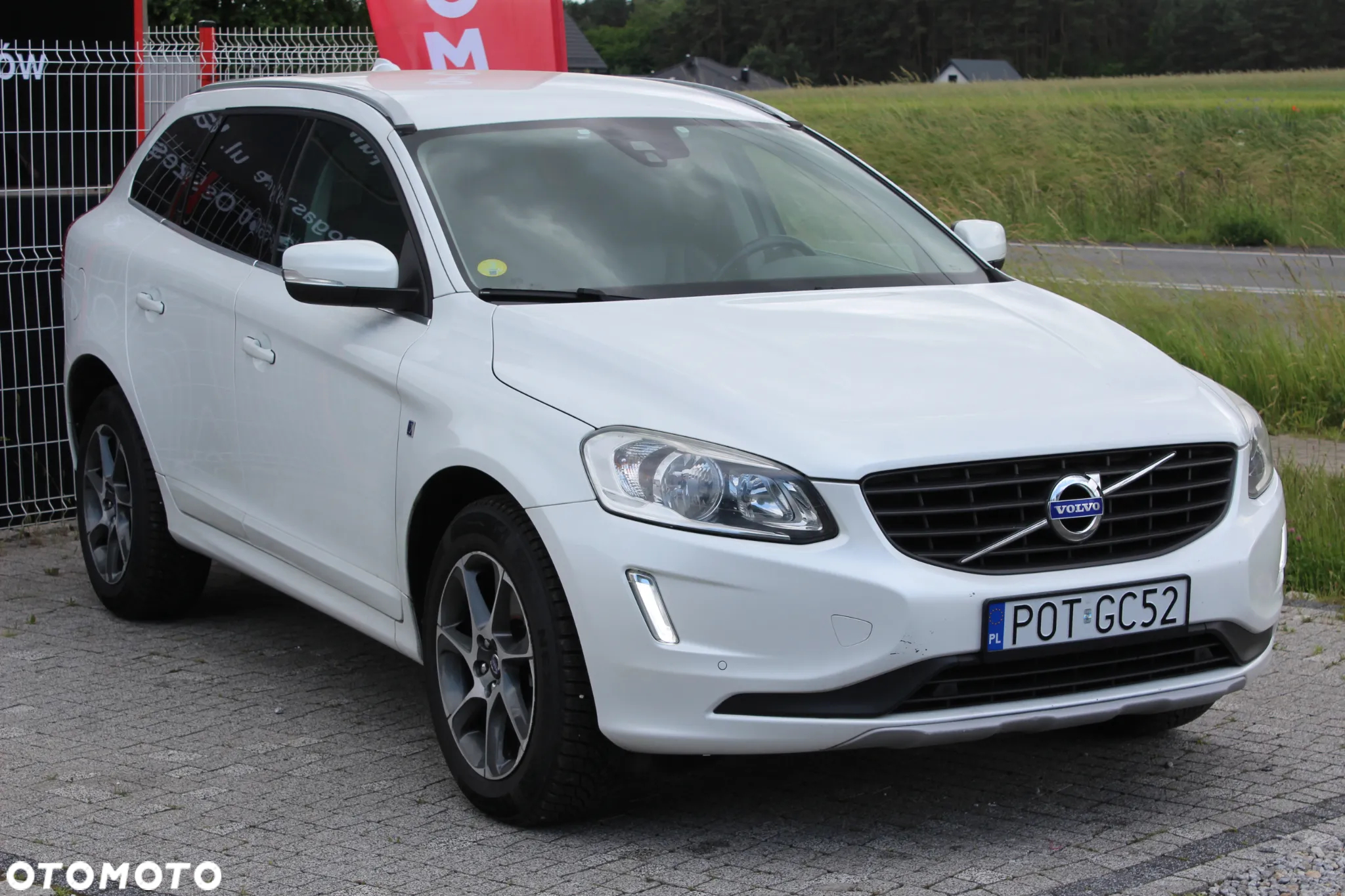 Volvo XC 60 D3 Drive-E Summum - 3