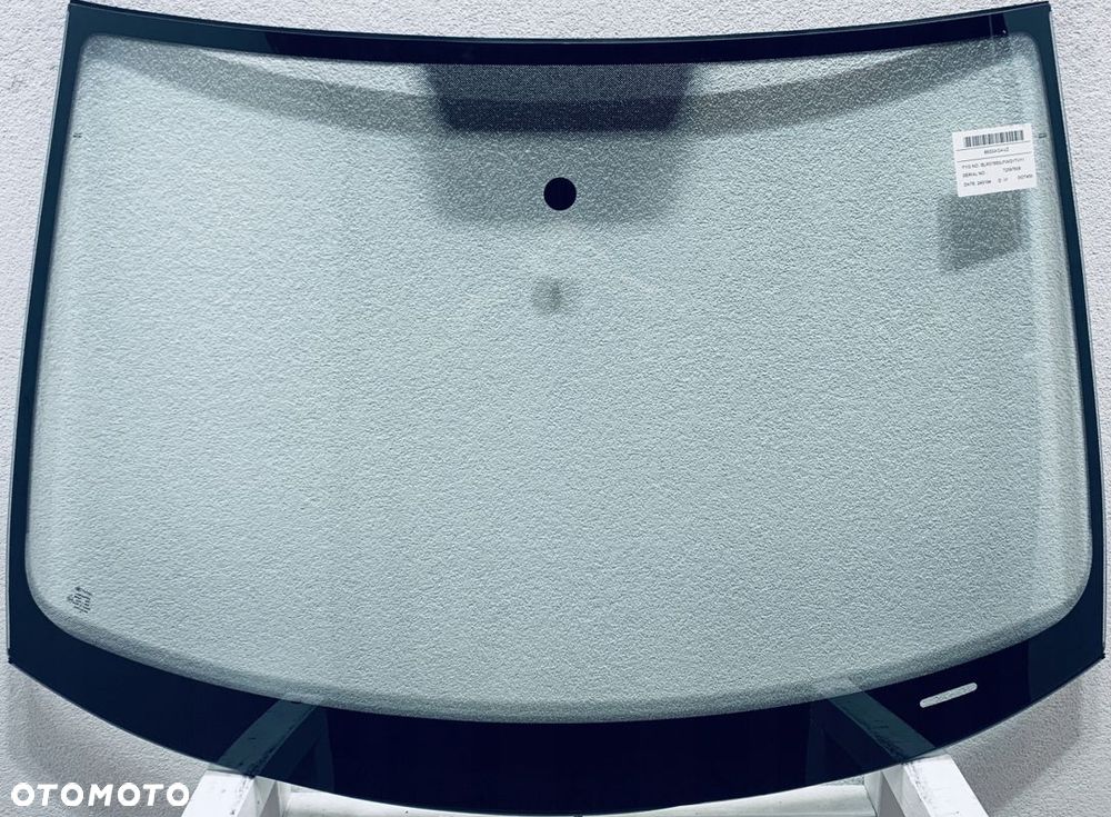 Szyba czołowa VW GOLF V VI HBK 2003-2012 LUSTERKO 18CM AKUSTYCZNA