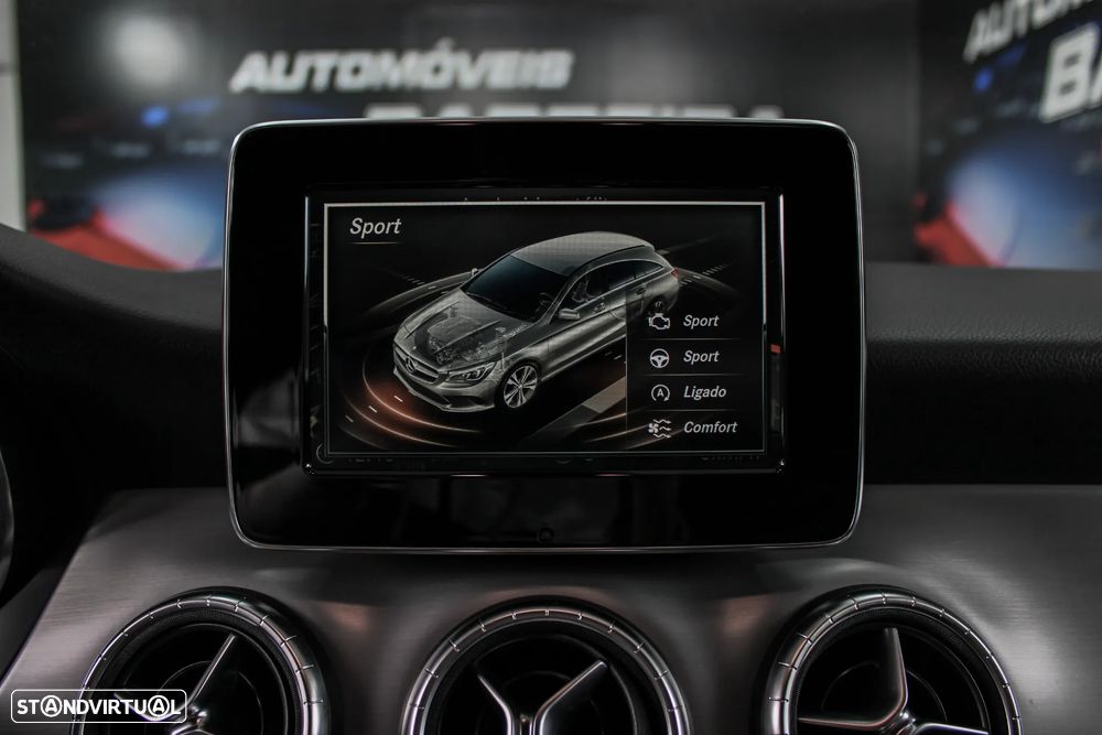 Mercedes-Benz CLA 200 d Shooting Brake AMG Line - 36