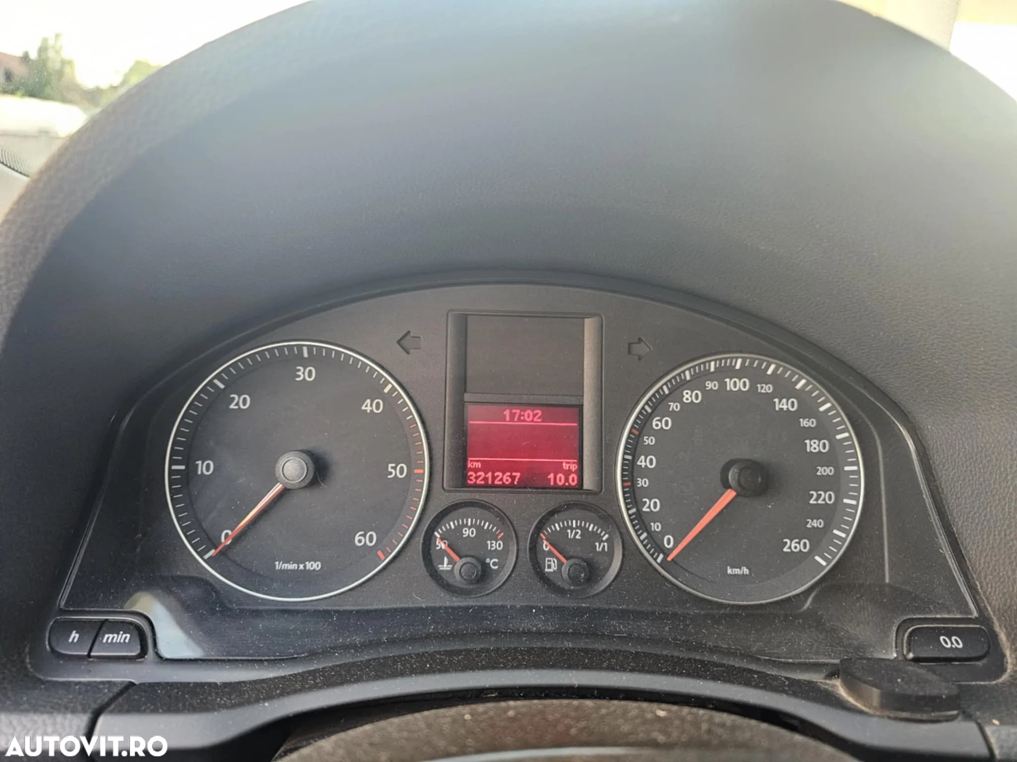 Volkswagen Golf 1.9 TDI DPF Comfortline - 9