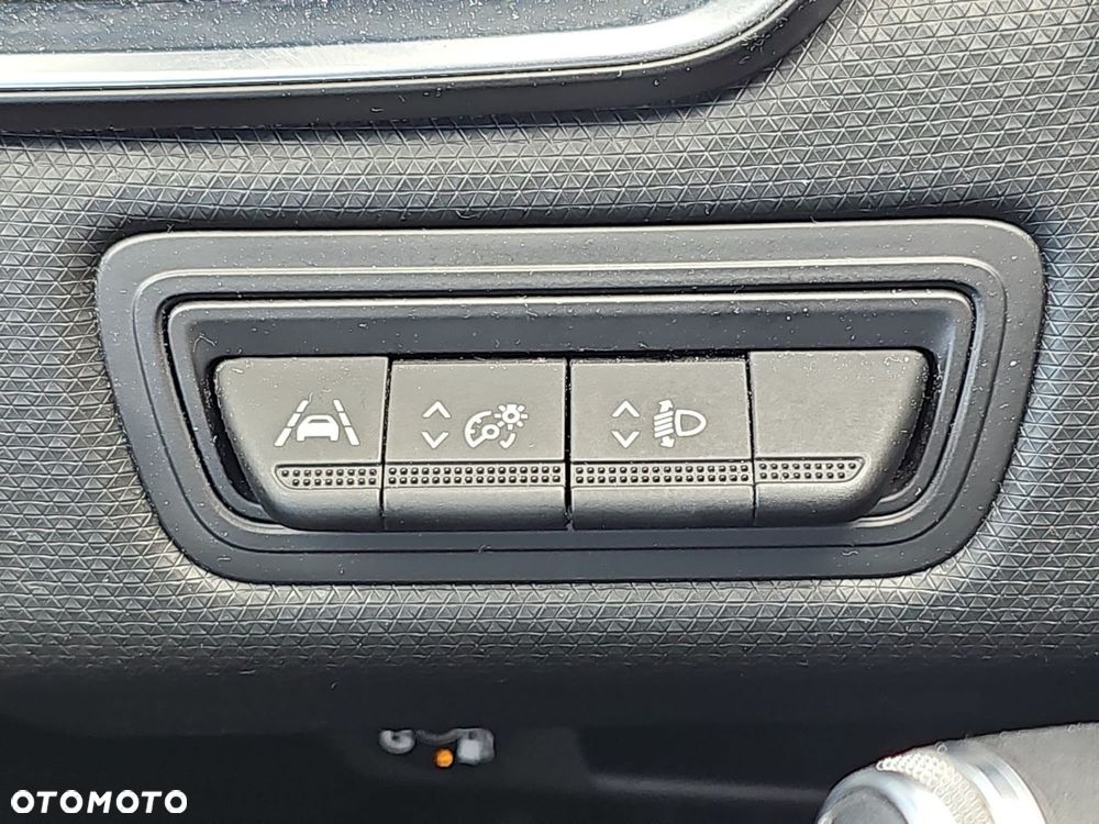 Renault Clio - 30