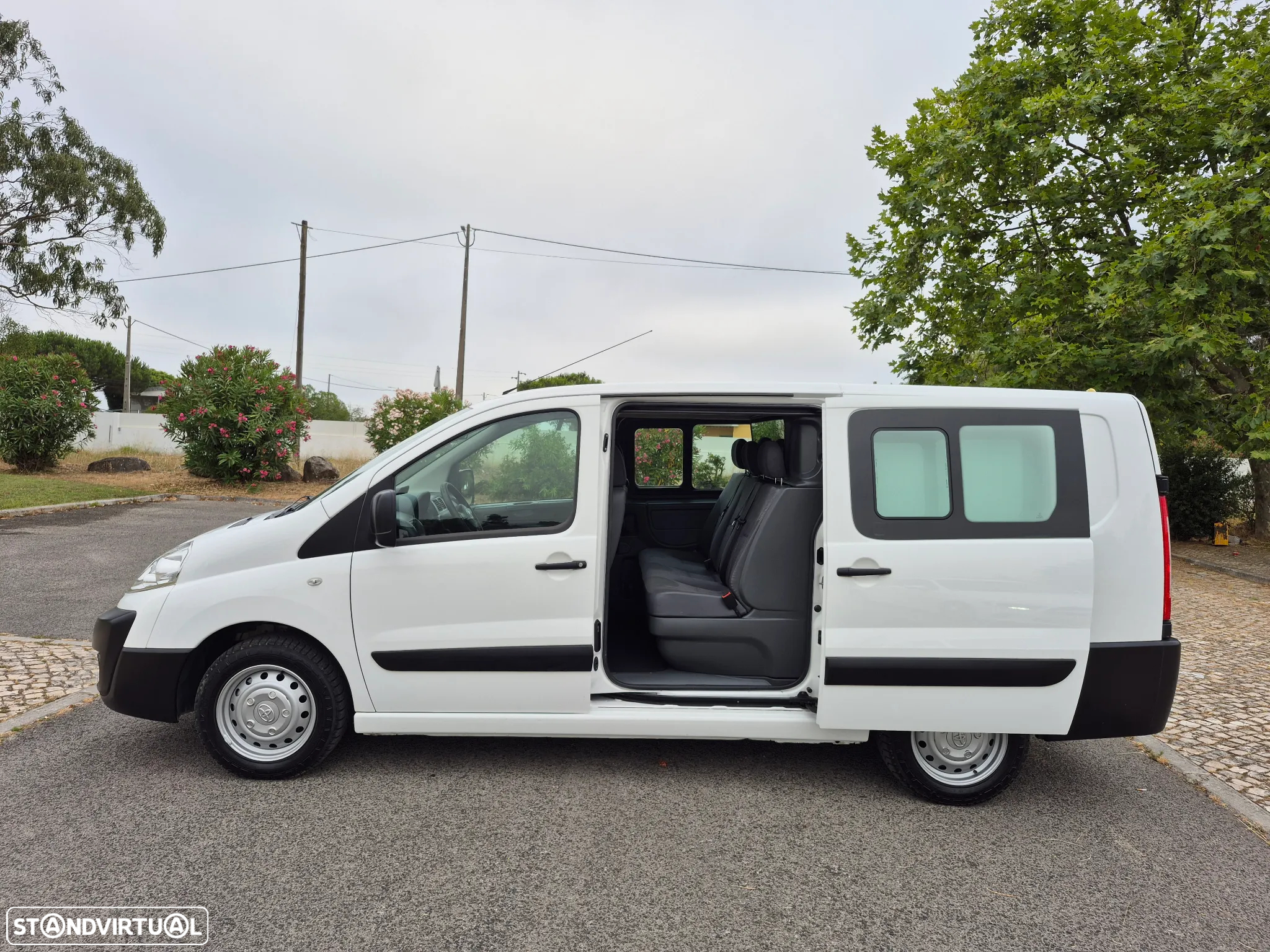 Toyota Proace 2.0D-4D - 6 LUGARES | GARANTIA - 6
