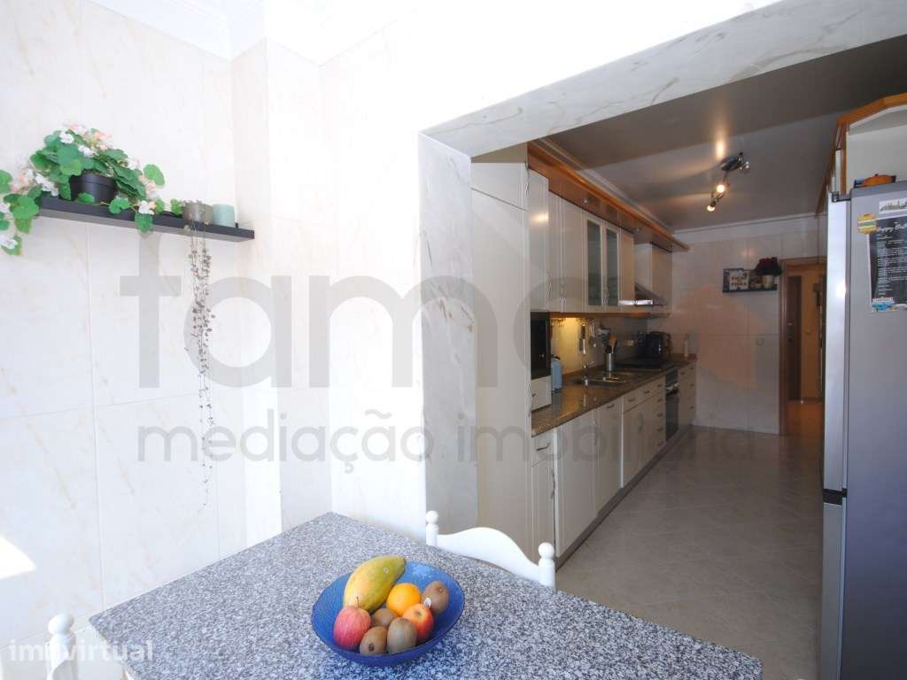 Apartamento T4 para Arrendar com Box - Parque São Domingos - Grande imagem: 4/50