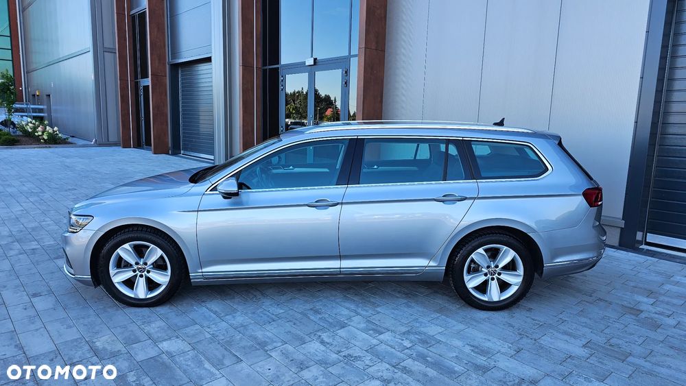 Volkswagen Passat Variant 2.0 TDI EVO Elegance DSG - 29