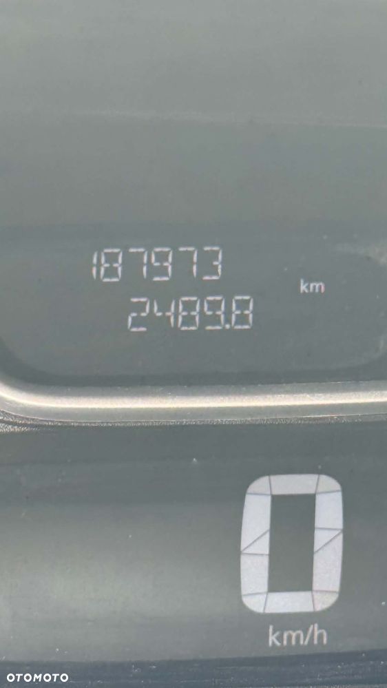 Renault trafic - 11