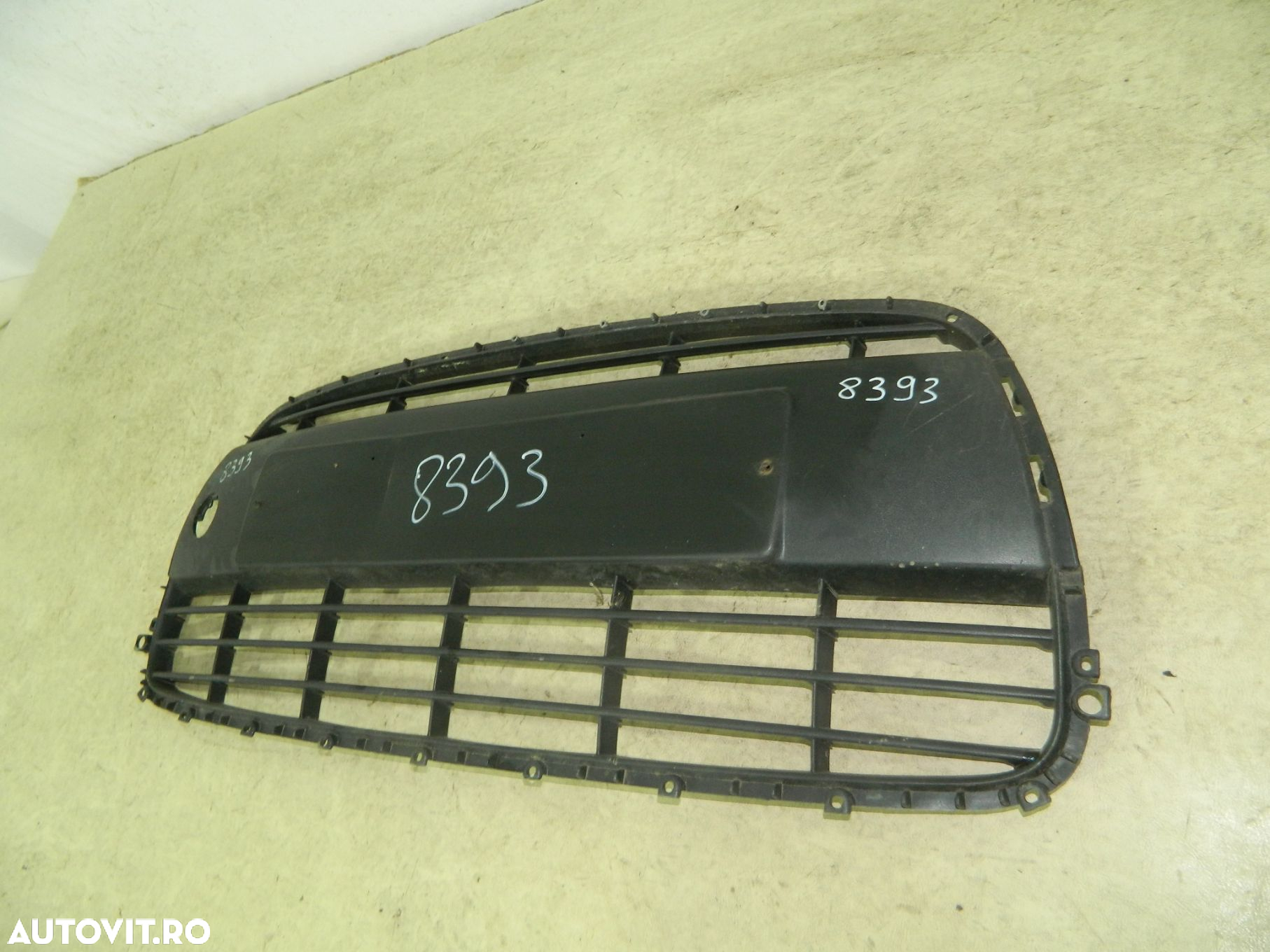 Grila centrala bara fata, Hyundai I30, 10-12 , 86522-0X000 - 8