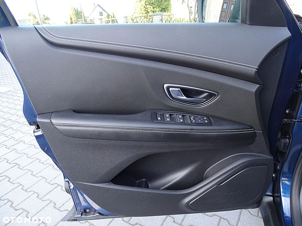 Renault Scenic 1.6dCi Energy Privilege - 33