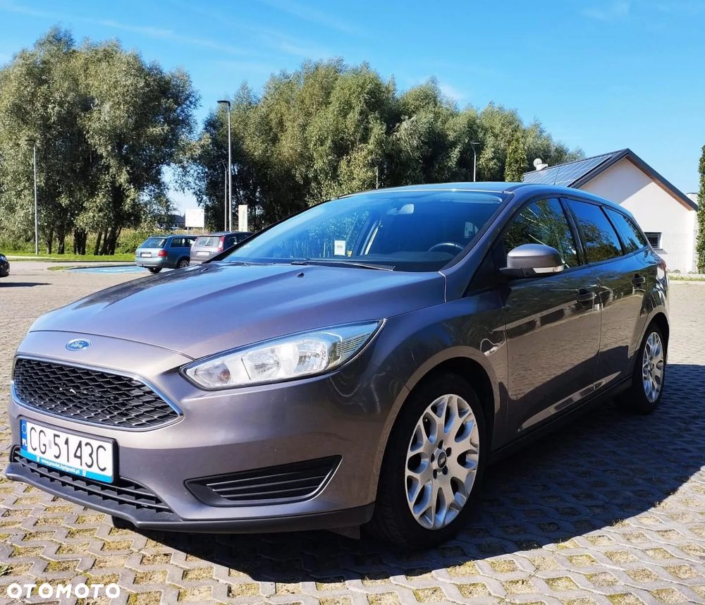 Ford Focus 1.6 Trend - 8