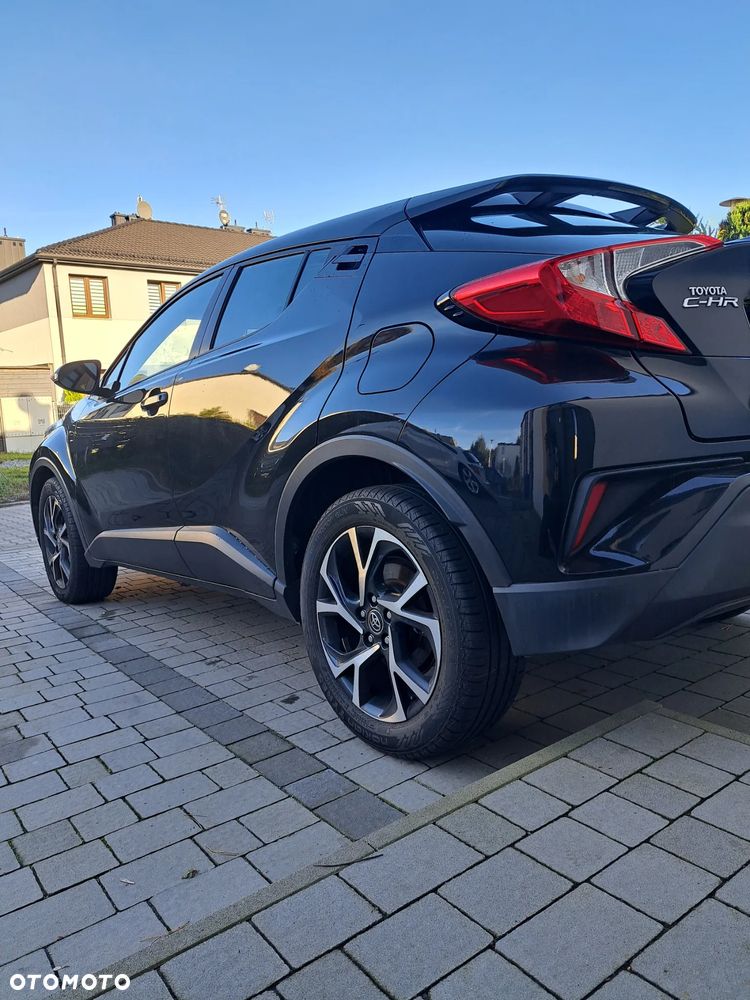 Toyota C-HR - 10