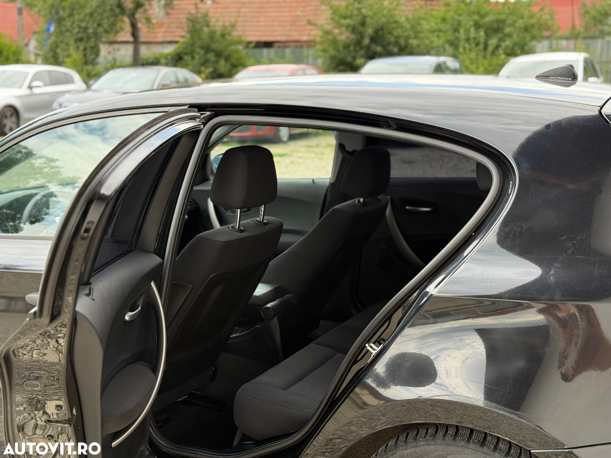 BMW Seria 1 118d - 8