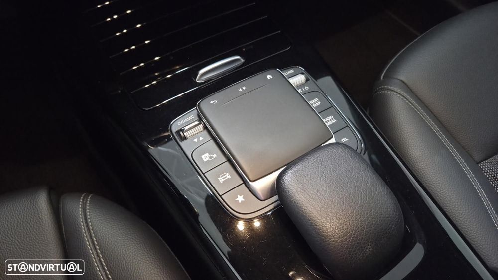 Mercedes-Benz A 250 - 16