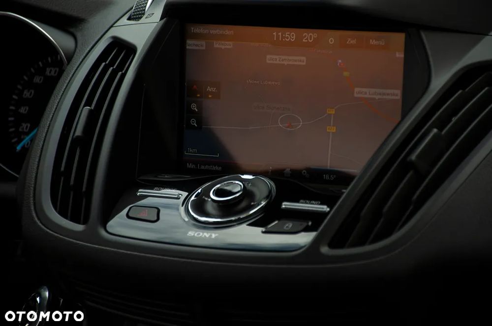 Ford Kuga - 11