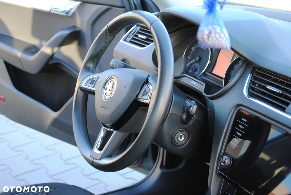 Skoda Octavia 1.5 TSI ACT Style DSG - 17