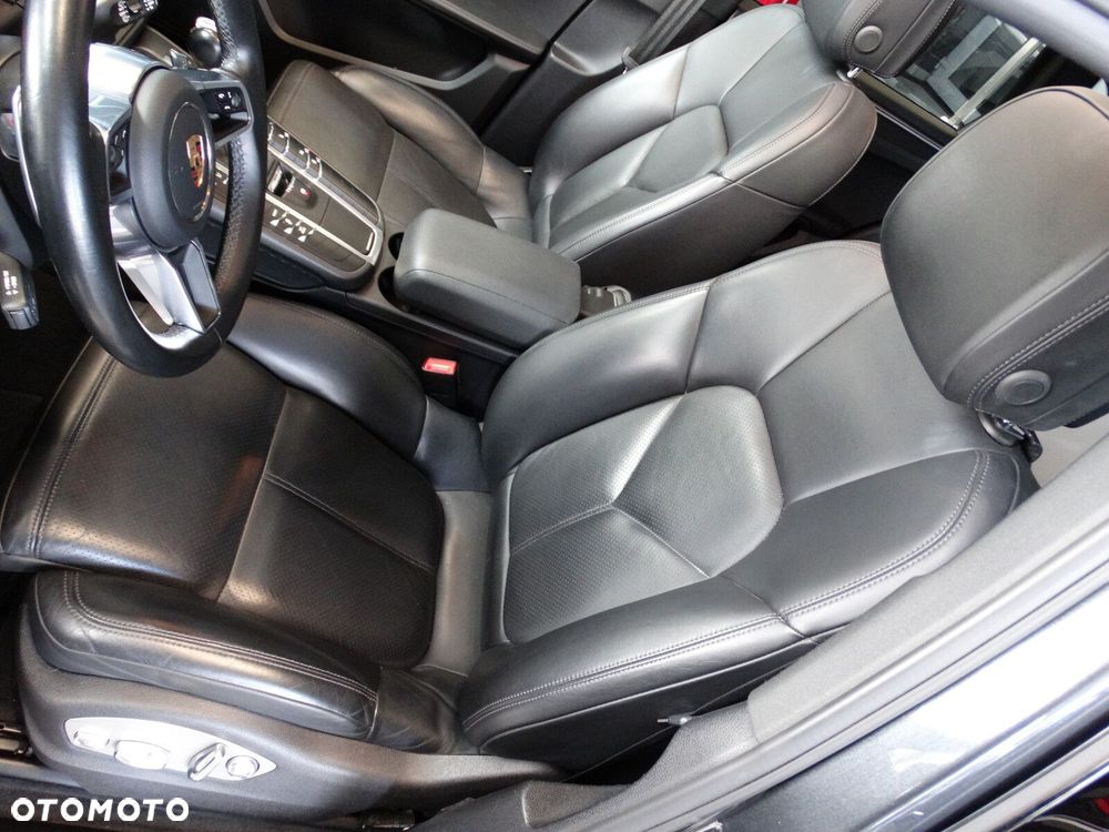 Porsche Macan - 15