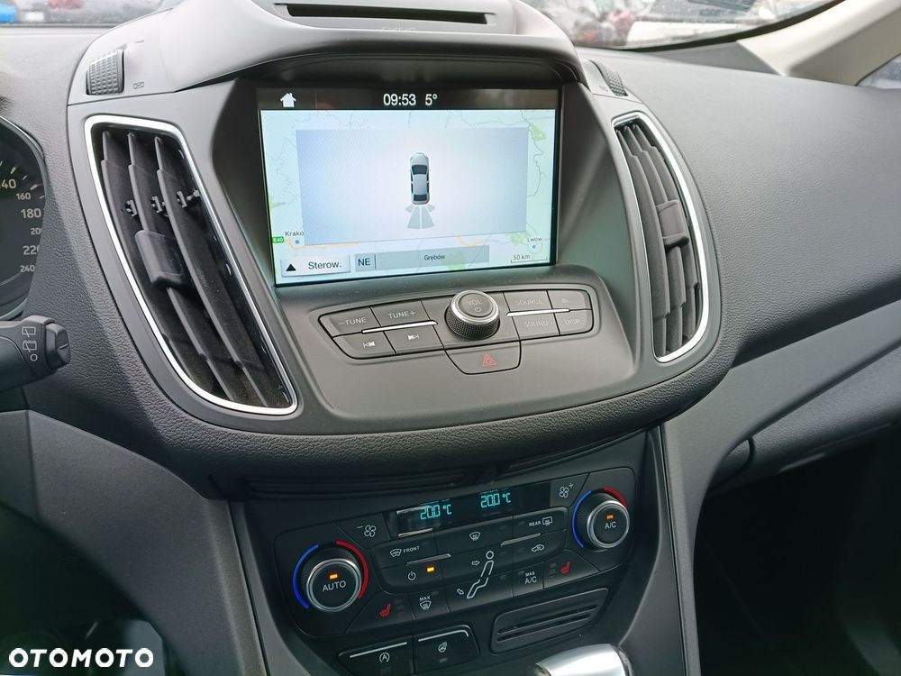 Ford Grand C-MAX - 17