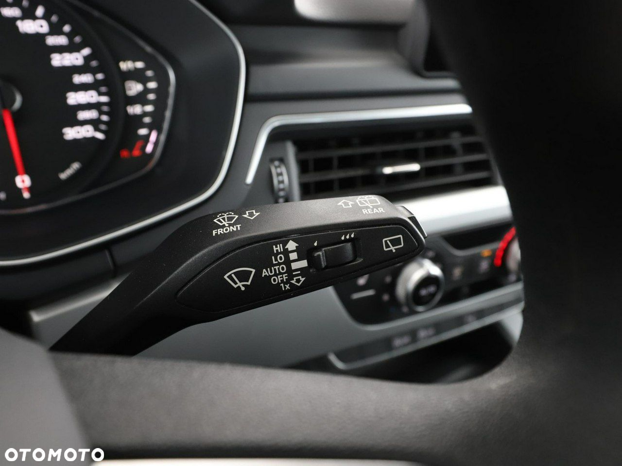 Audi A4 - 32