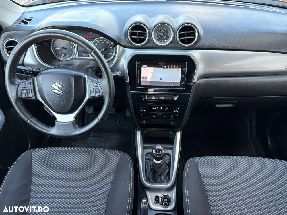Suzuki Vitara - 23